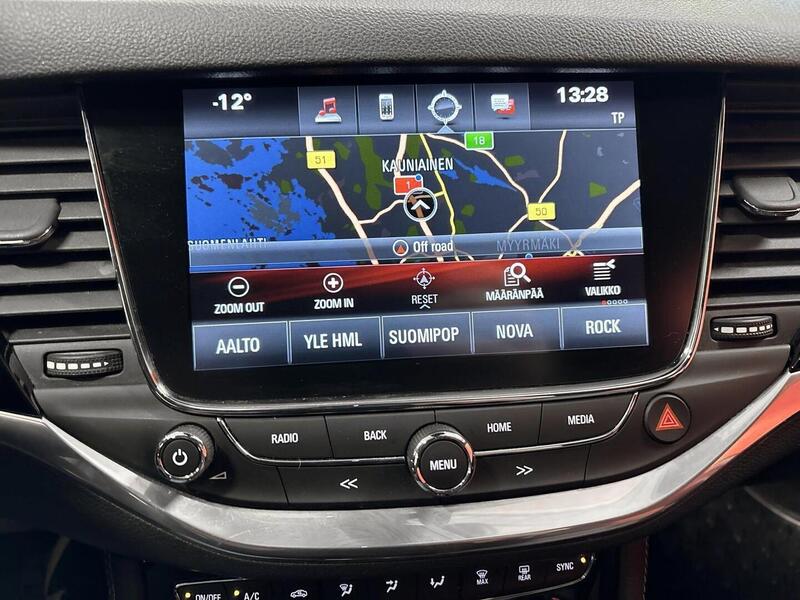 Opel Astra vaihtoauto