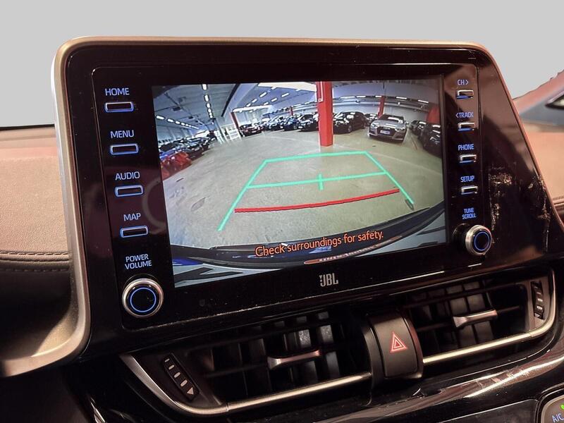 Toyota C-HR vaihtoauto