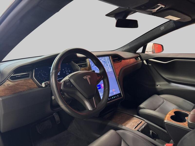 Tesla Model S vaihtoauto