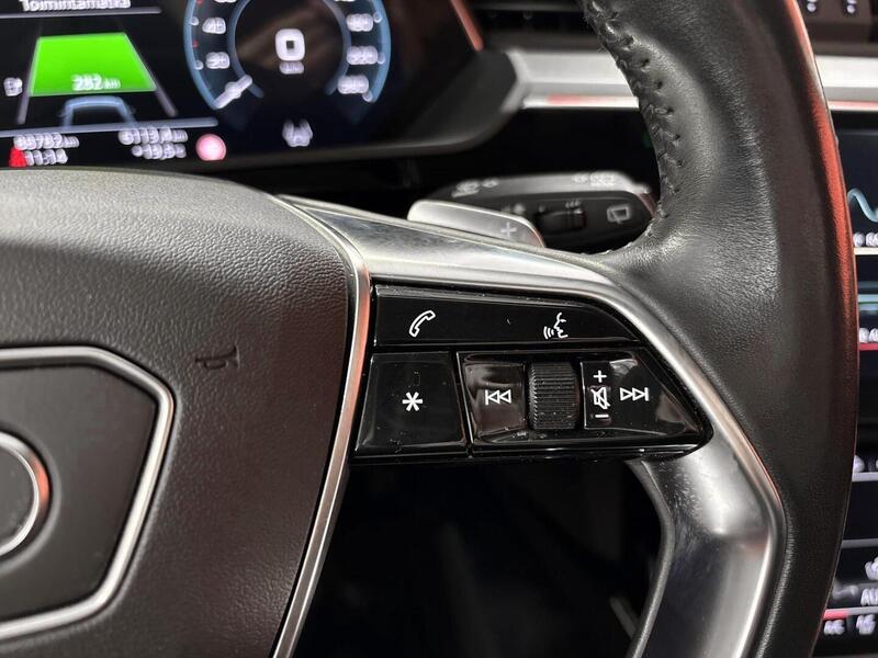 Audi e-tron vaihtoauto