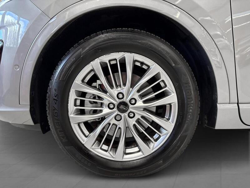 Ford Kuga vaihtoauto