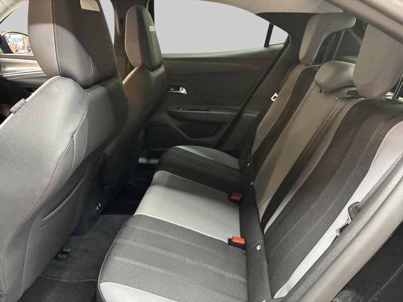 Opel Mokka-e vaihtoauto