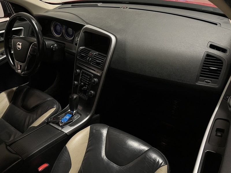 Volvo XC60 vaihtoauto