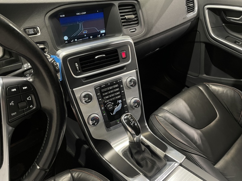 Volvo V60 vaihtoauto