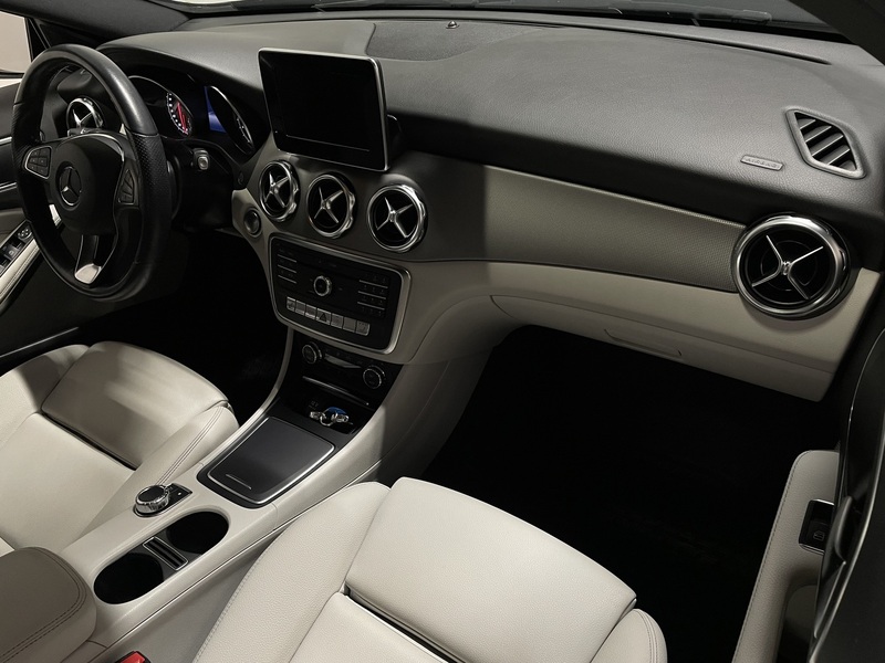 Mercedes-Benz GLA vaihtoauto