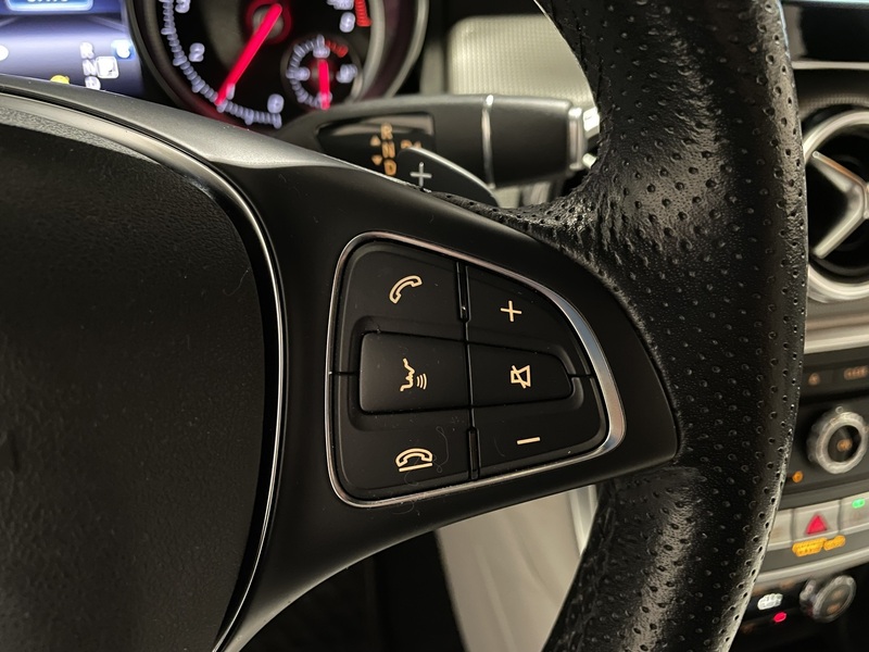 Mercedes-Benz GLA vaihtoauto