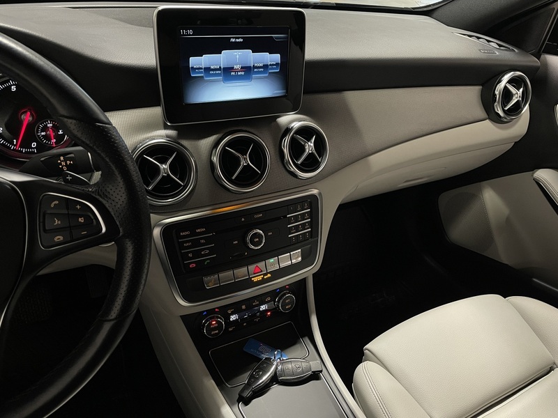 Mercedes-Benz GLA vaihtoauto