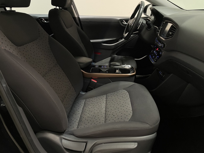 Hyundai IONIQ electric vaihtoauto