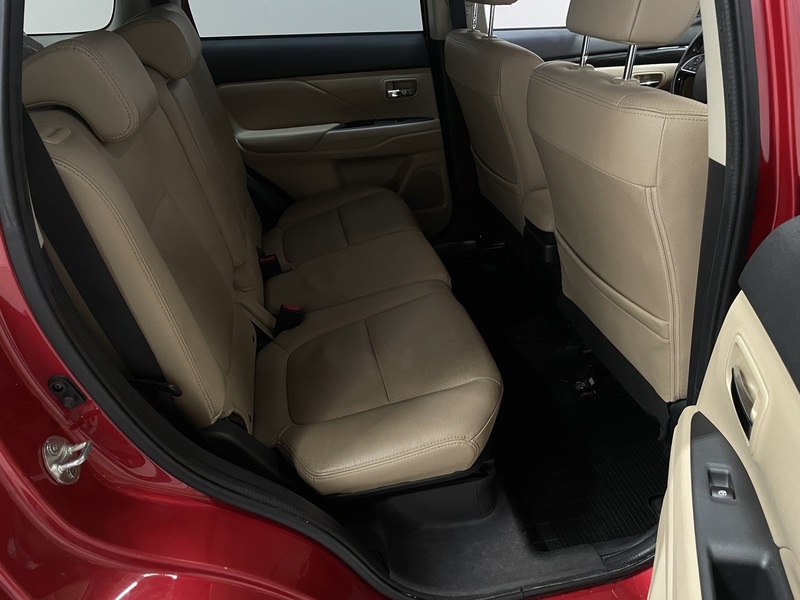 Mitsubishi Outlander vaihtoauto