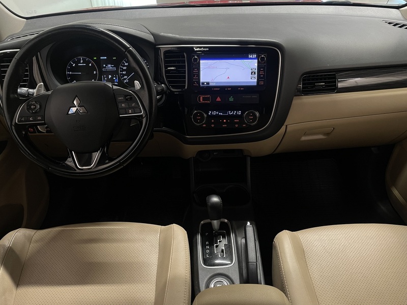 Mitsubishi Outlander vaihtoauto