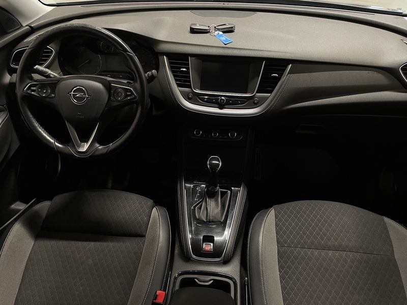 Opel Grandland X vaihtoauto