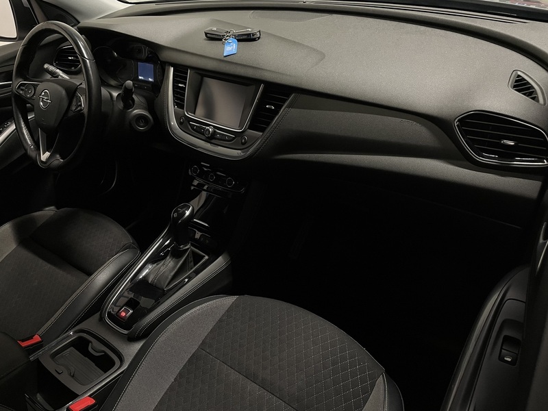 Opel Grandland X vaihtoauto