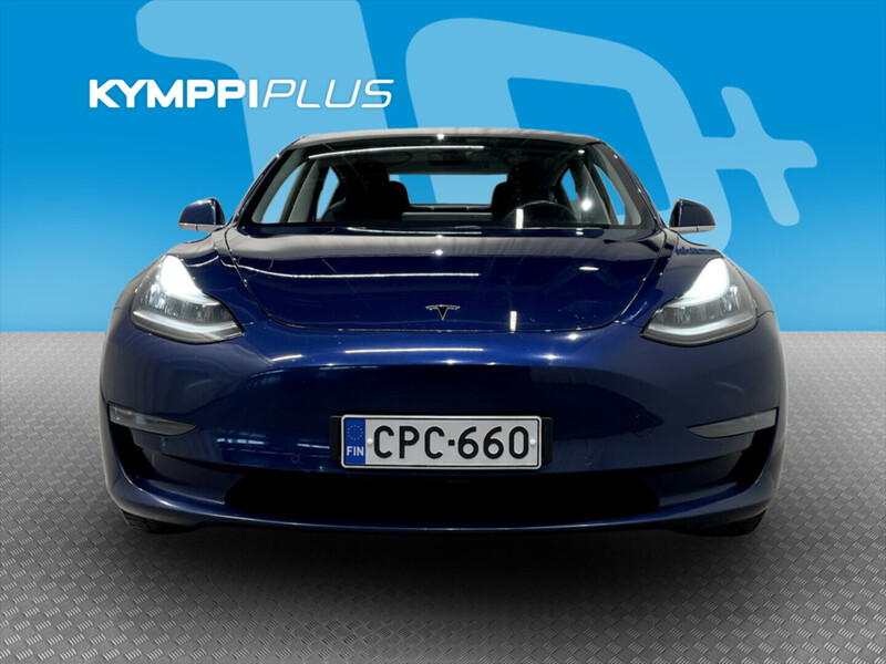 Tesla Model 3 vaihtoauto