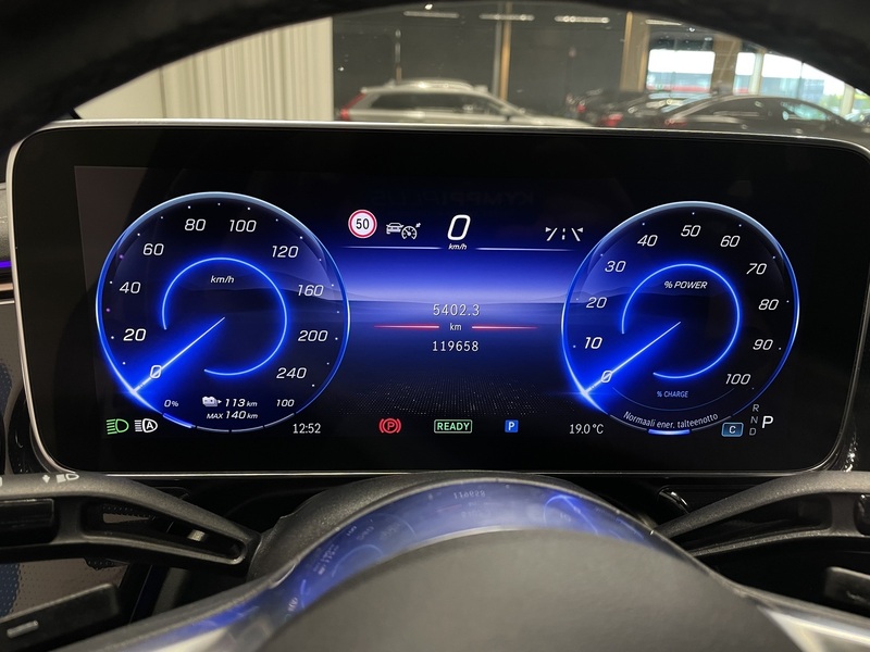 Mercedes-Benz EQE vaihtoauto