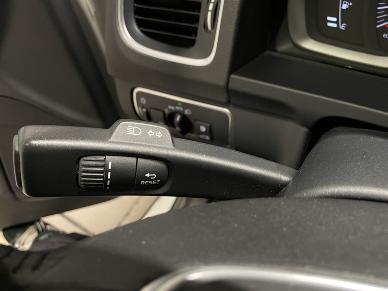 Volvo V60 Cross Country vaihtoauto