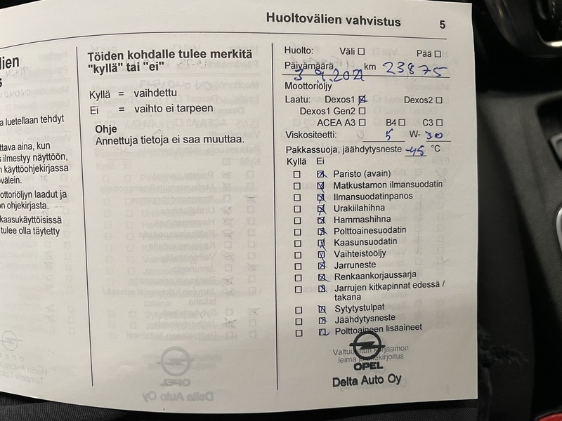 Opel Astra vaihtoauto