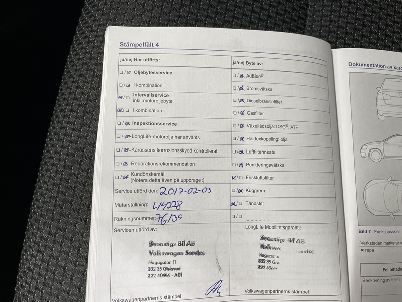 Volkswagen Touran vaihtoauto