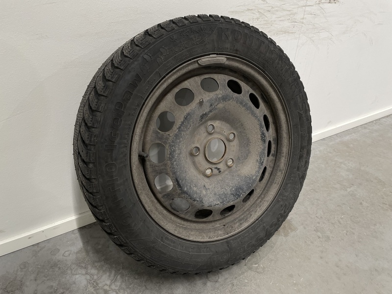 Volkswagen Touran vaihtoauto