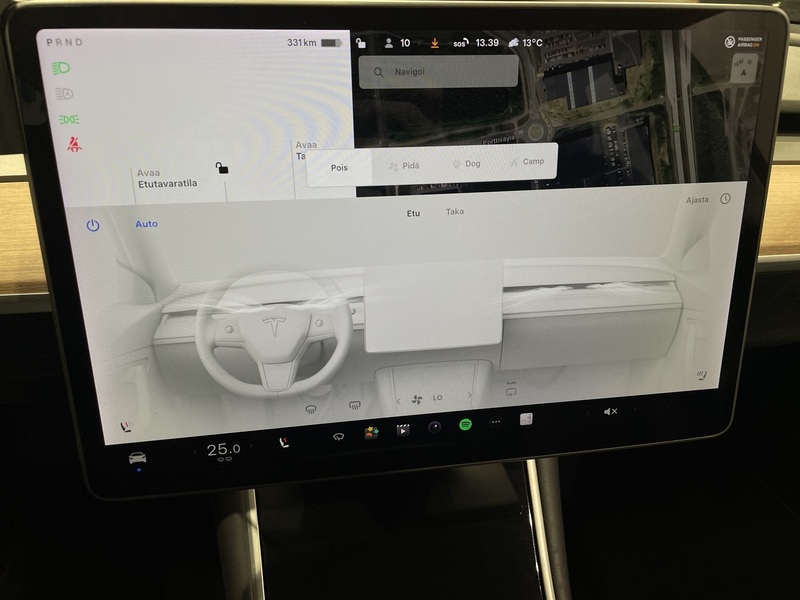 Tesla Model 3 vaihtoauto