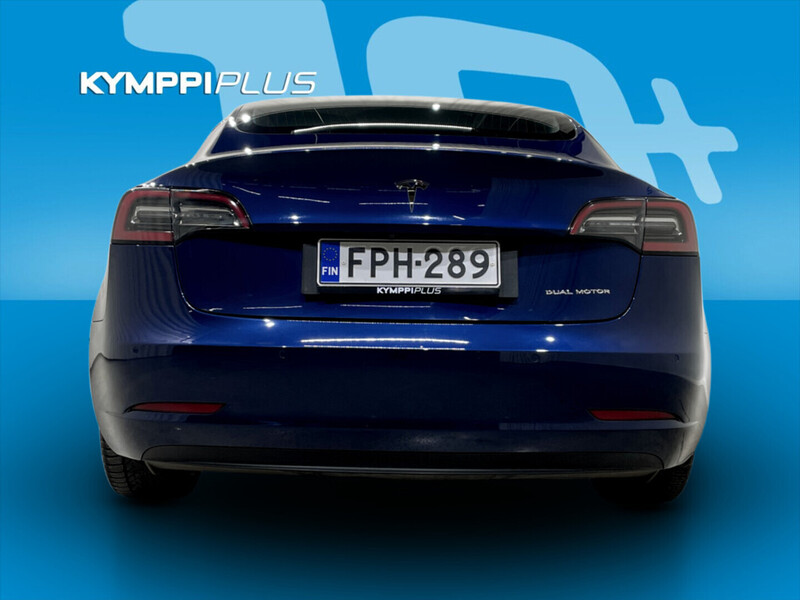 Tesla Model 3 vaihtoauto