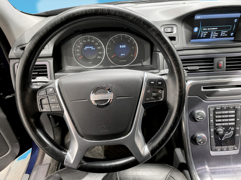 Volvo V70 vaihtoauto
