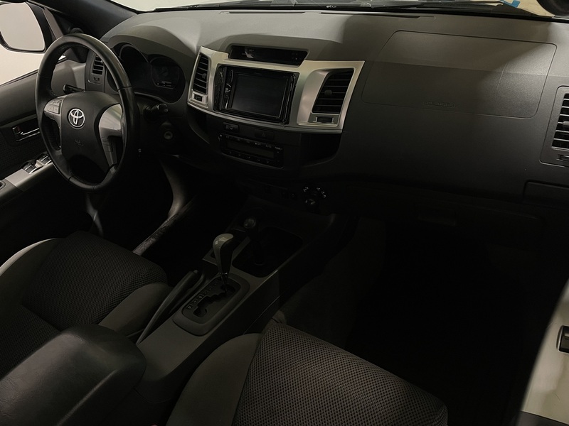 Toyota Hilux vaihtoauto