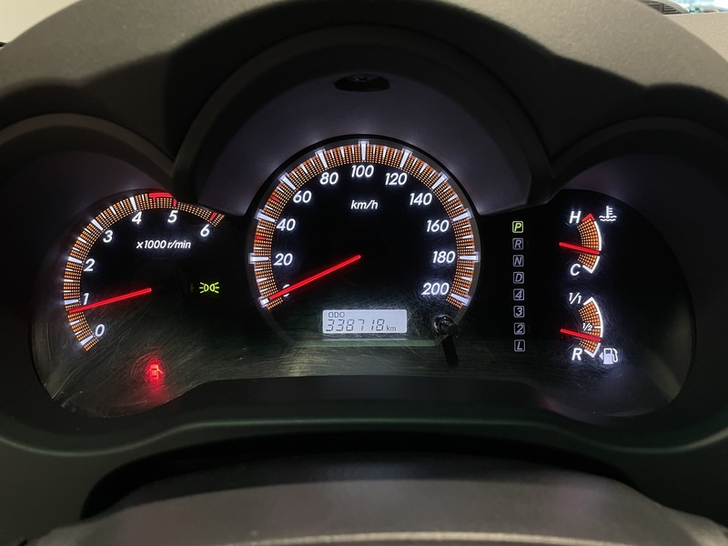 Toyota Hilux vaihtoauto