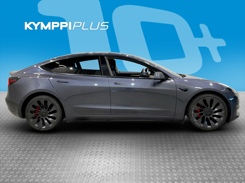 Tesla Model 3 vaihtoauto