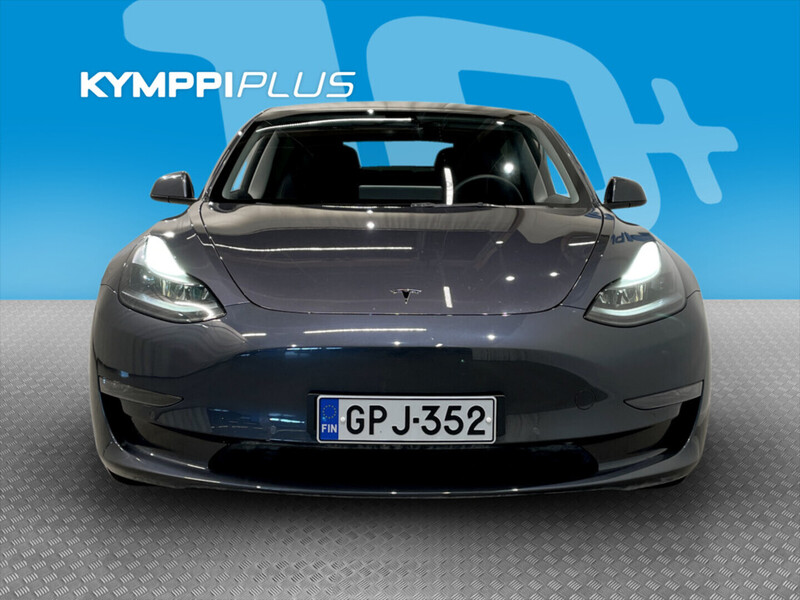 Tesla Model 3 vaihtoauto