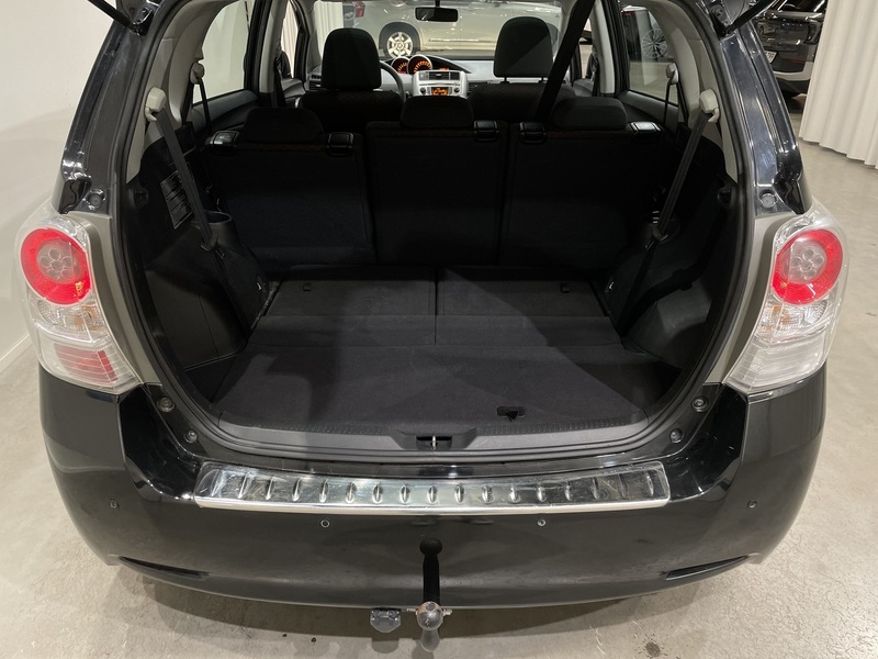 Toyota Verso vaihtoauto