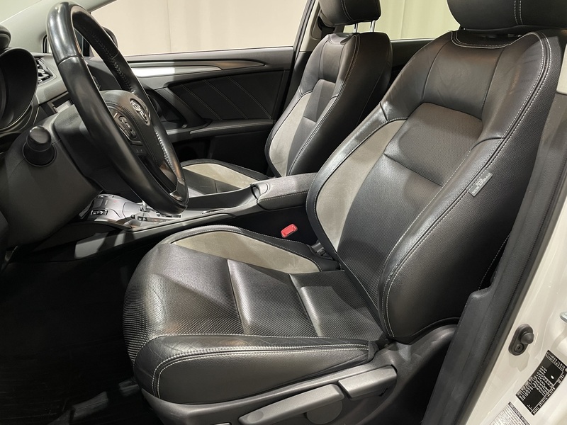 Toyota Avensis vaihtoauto