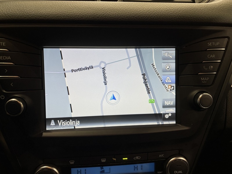 Toyota Avensis vaihtoauto