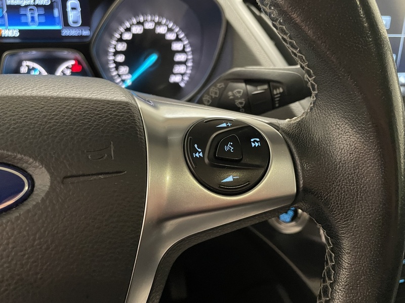 Ford Kuga vaihtoauto
