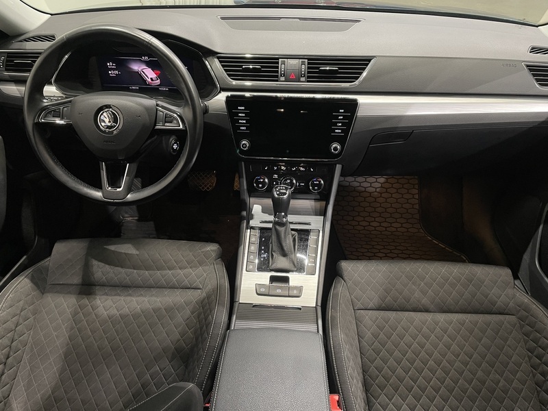 Skoda Superb vaihtoauto