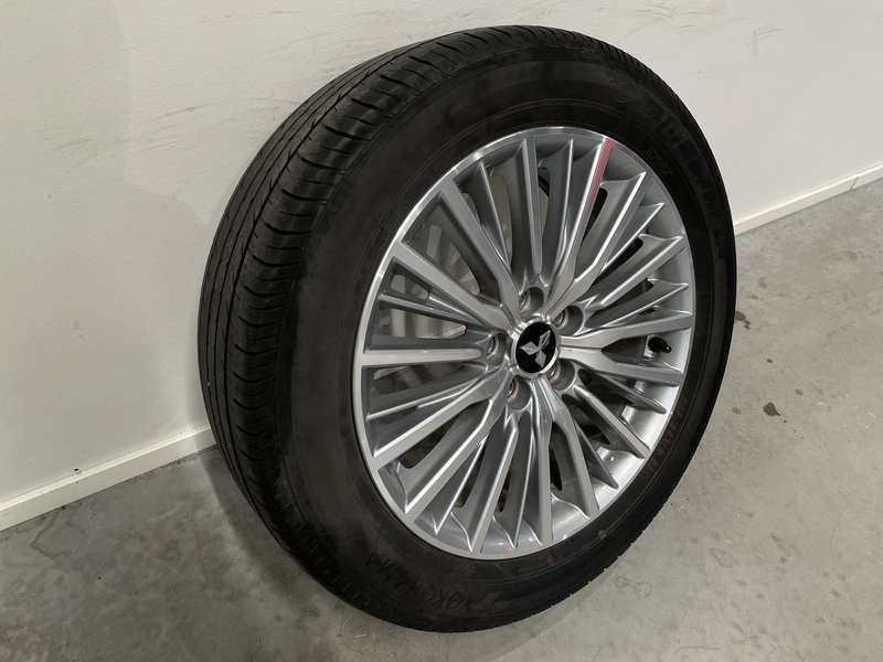 Mitsubishi Outlander PHEV vaihtoauto