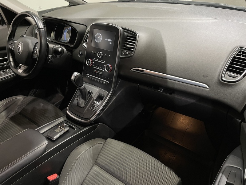 Renault Grand Scénic vaihtoauto