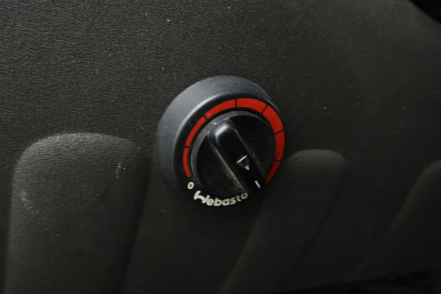 Nissan Navara vaihtoauto