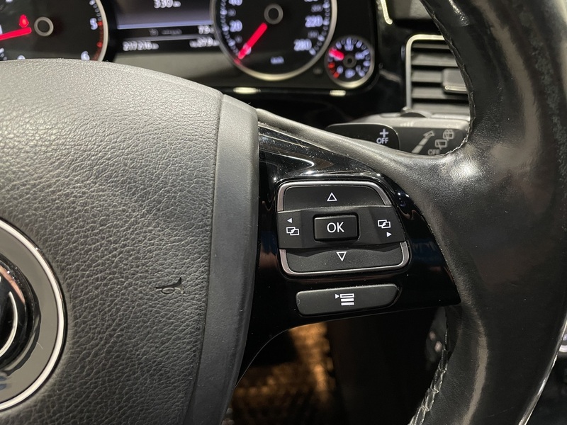 Volkswagen Touareg vaihtoauto