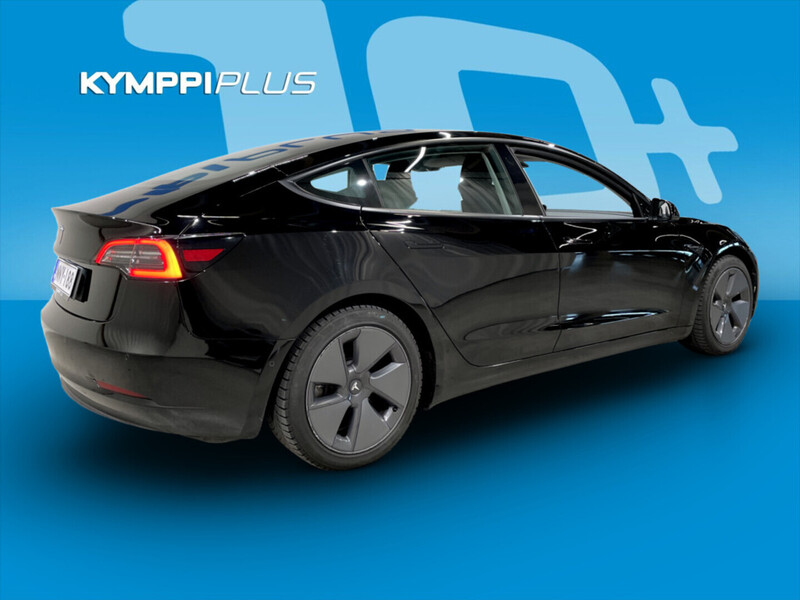 Tesla Model 3 vaihtoauto