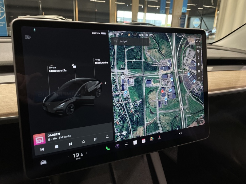 Tesla Model 3 vaihtoauto