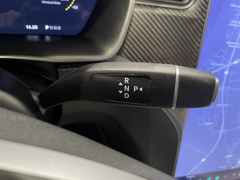 Tesla Model S vaihtoauto