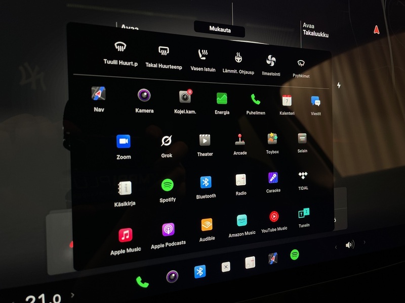 Tesla Model Y vaihtoauto