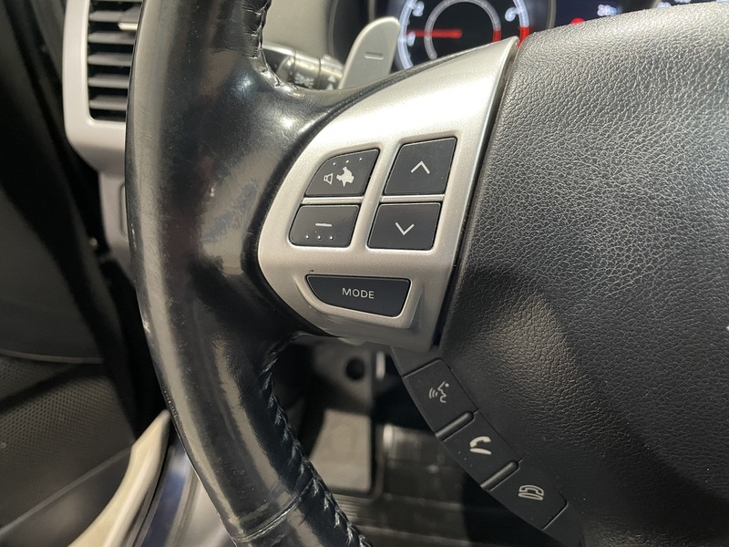 Mitsubishi Outlander vaihtoauto