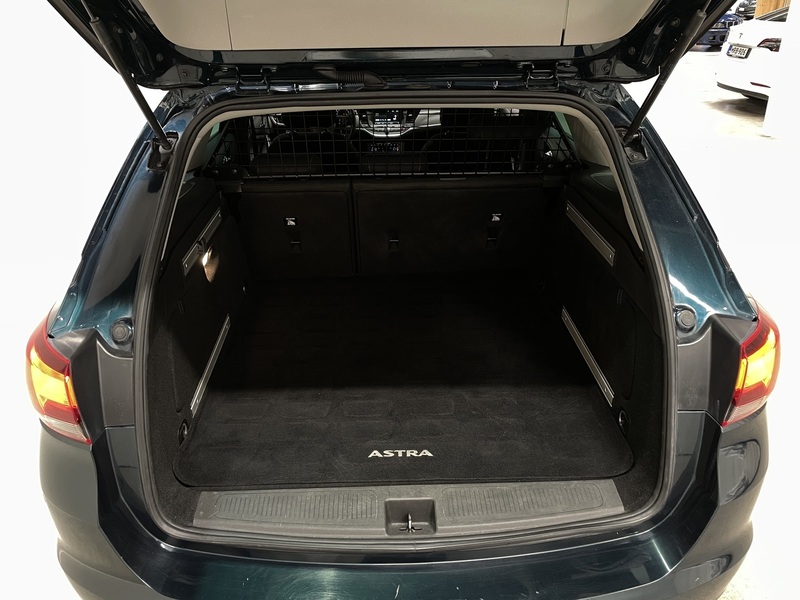 Opel Astra vaihtoauto