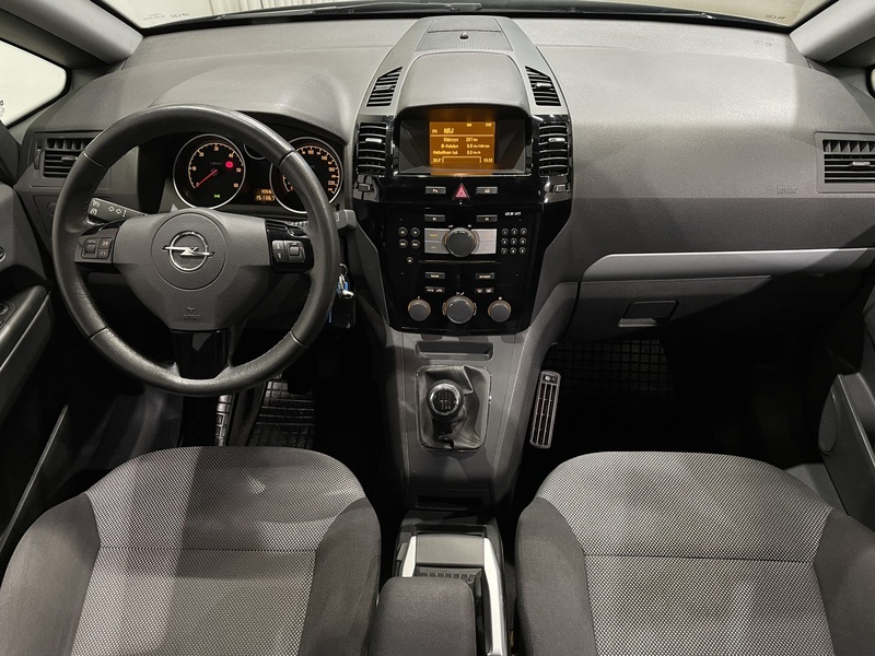 Opel Zafira vaihtoauto