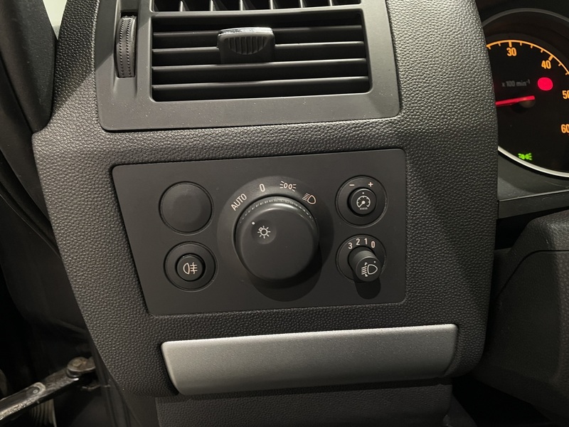 Opel Zafira vaihtoauto