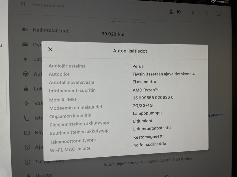 Tesla Model 3 vaihtoauto