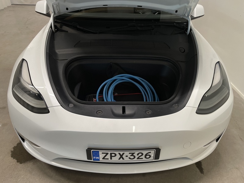 Tesla Model Y vaihtoauto