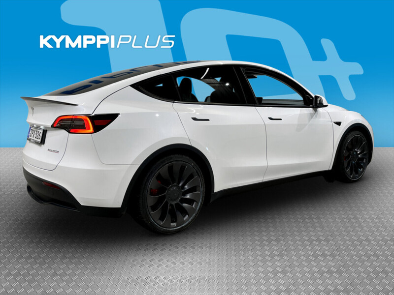 Tesla Model Y vaihtoauto