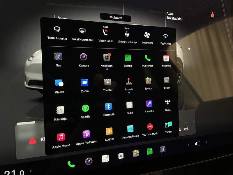 Tesla Model Y vaihtoauto